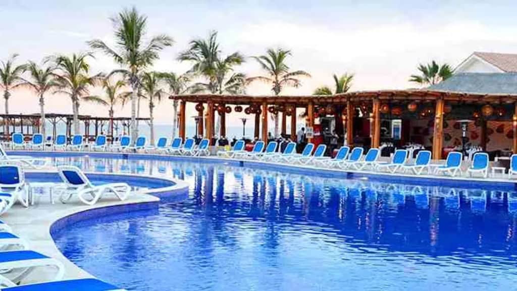 Royal Decameron